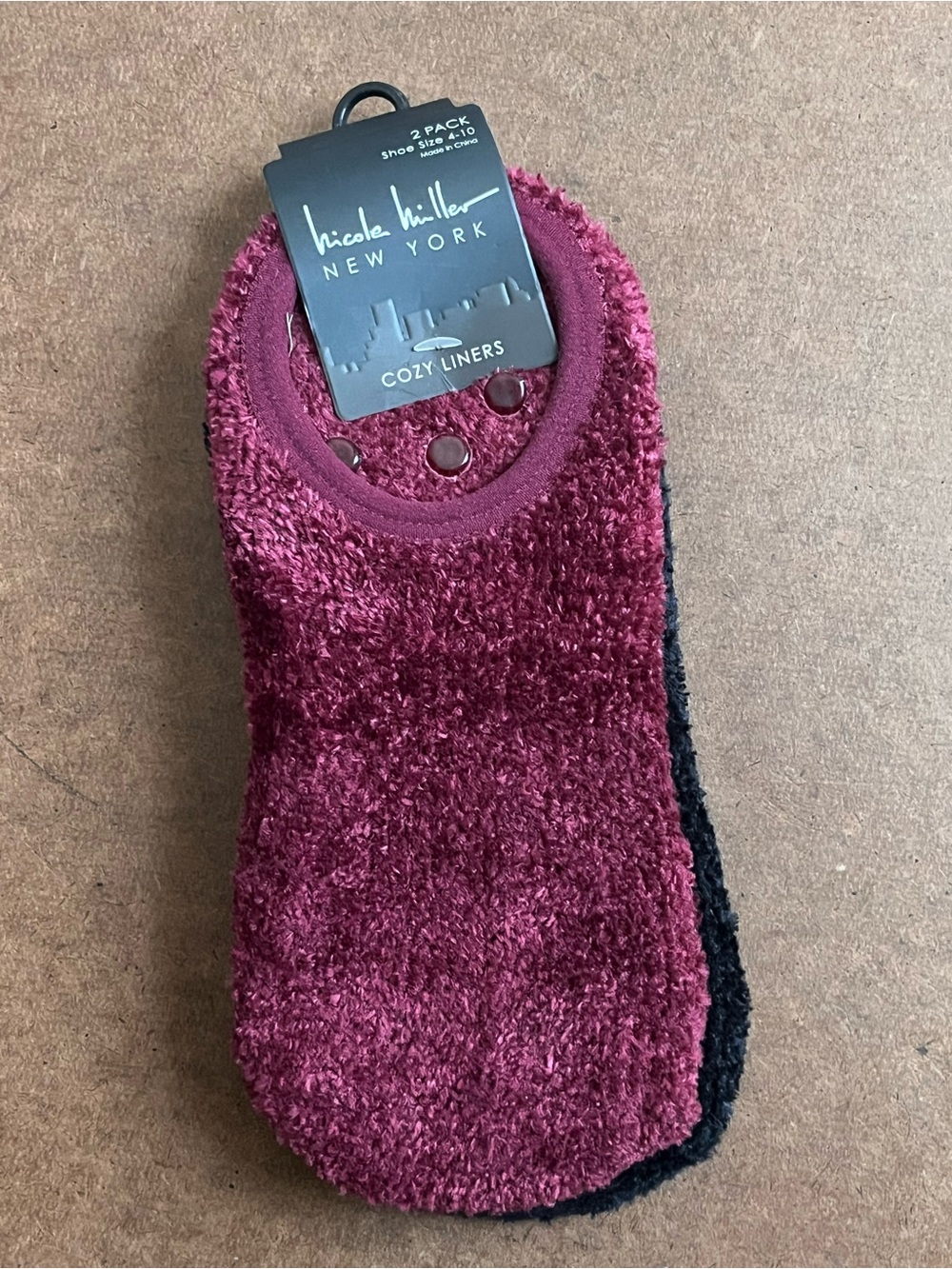 Nicole Miller No-Show Cozy Liner Socks in Burgundy and Black - 2 Pair